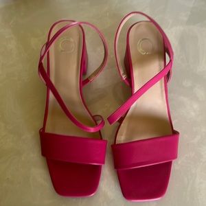 Pink shoes Size 8.5. In good condition